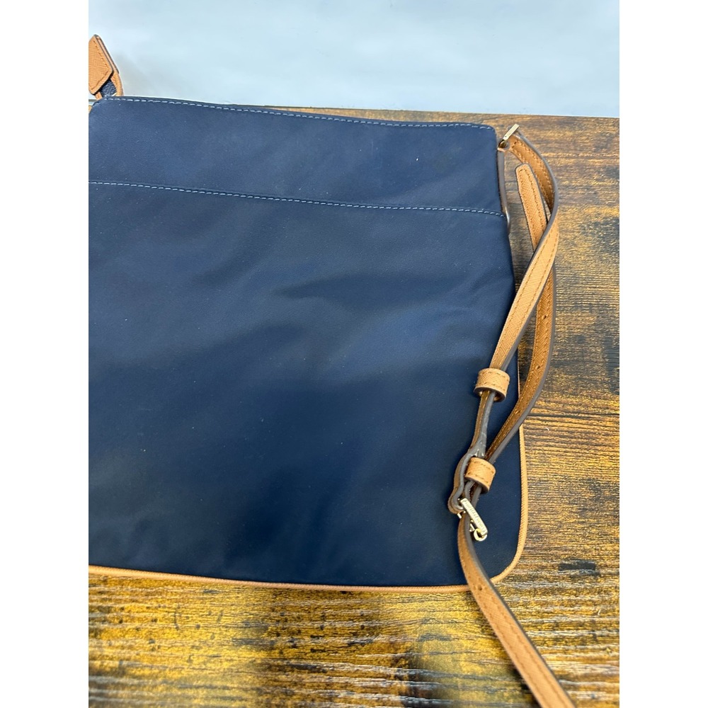 Michael Kors Kelsey Navy Nylon Crossbody Bag Gold Tone Hardware Adjustable Strap - Picture 14 of 15